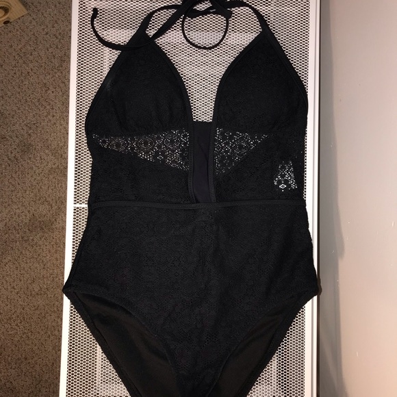 Lace One-piece Swimsuit - Picture 4 of 4